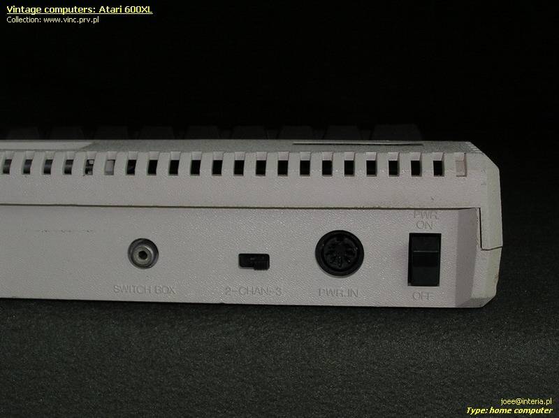Atari 600XL - 07.jpg